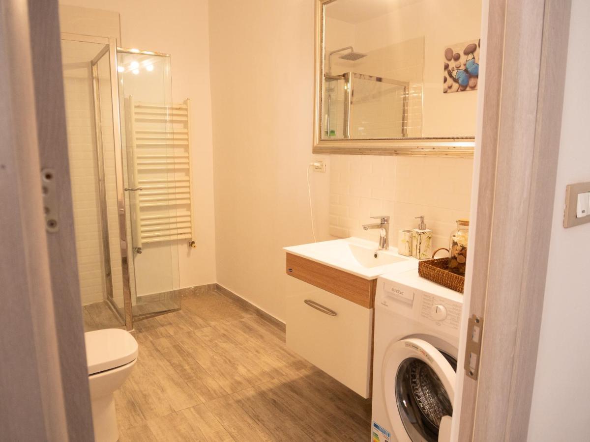 One Love Terrace Apartment Bukarest Eksteriør billede